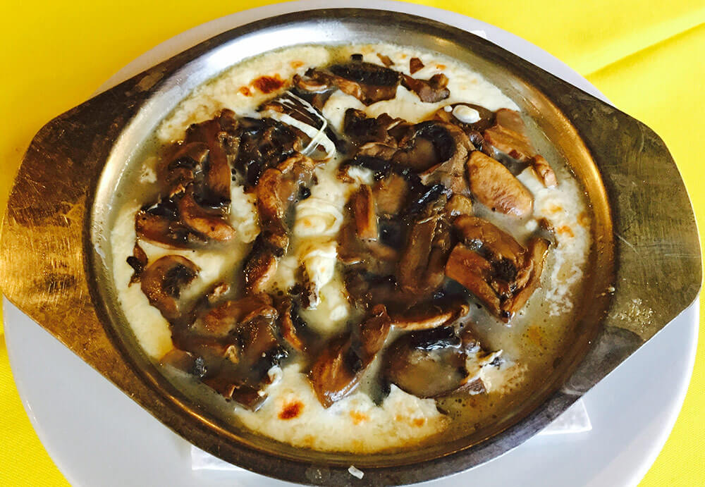 Queso fundido con champiñones - Casa Tequila®